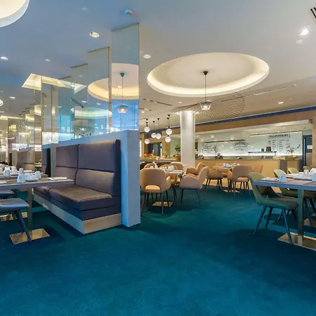 Radisson Blu 5* Bukarest