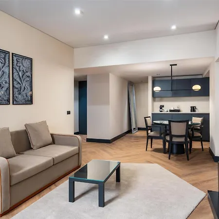 מלון Radisson Blu בוקרשט