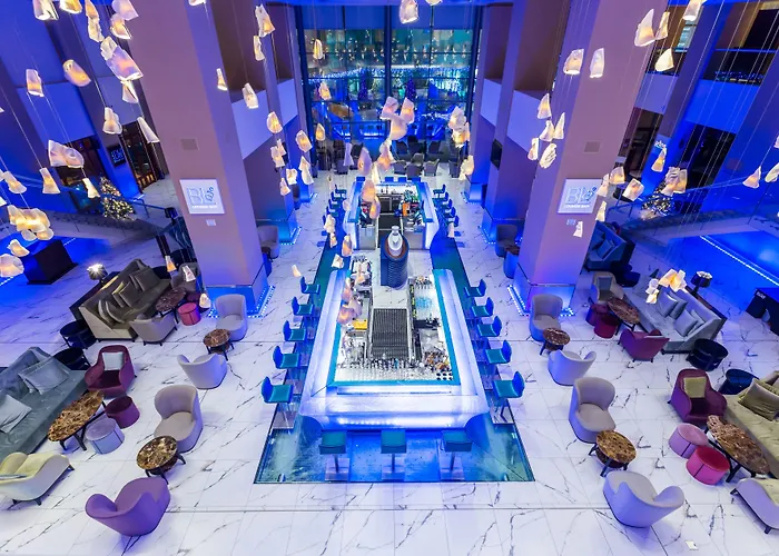 מלון Radisson Blu 5*